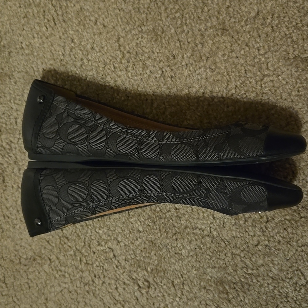 Coach Flats - Picture 4 of 6